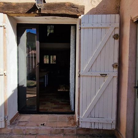 Studio Au Pied De La Sainte Victoire Puyloubier Zewnętrze zdjęcie