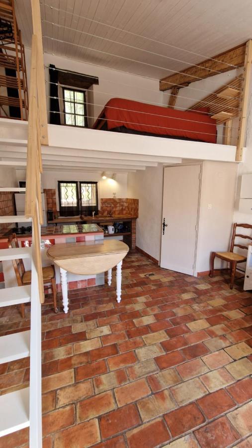 Studio Au Pied De La Sainte Victoire Puyloubier Zewnętrze zdjęcie