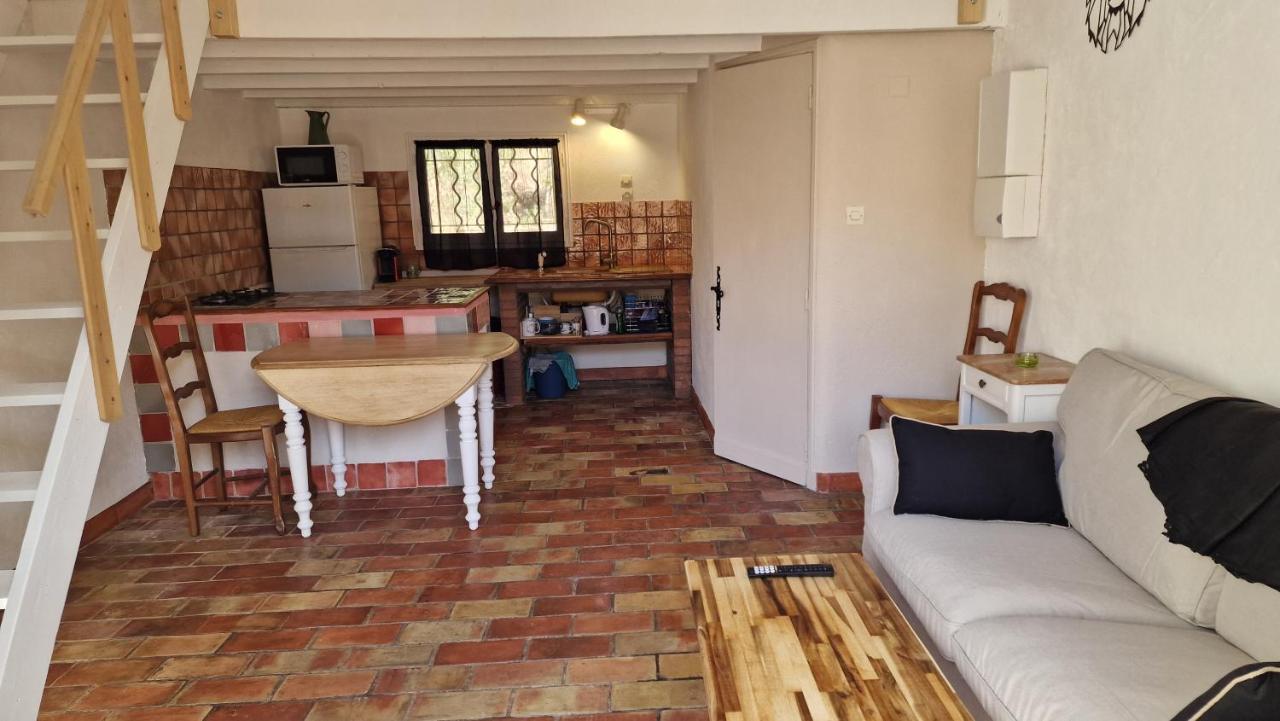 Studio Au Pied De La Sainte Victoire Puyloubier Zewnętrze zdjęcie